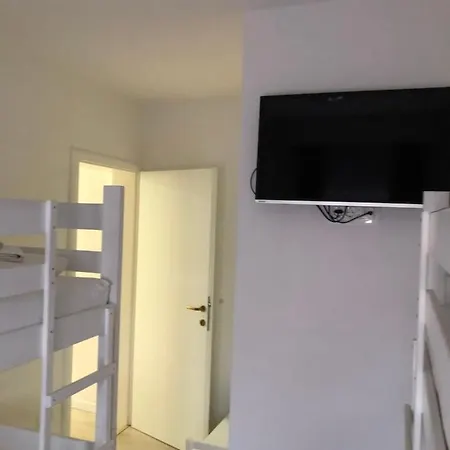 Navis Villa