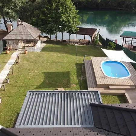 Villa Navis Bihac