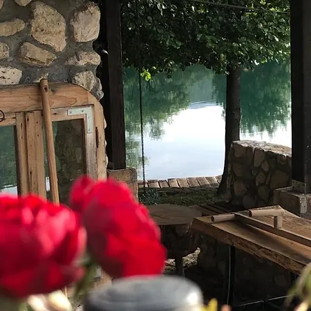Navis Villa
