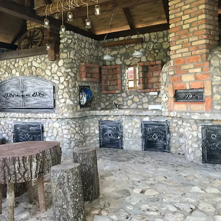 Villa Navis